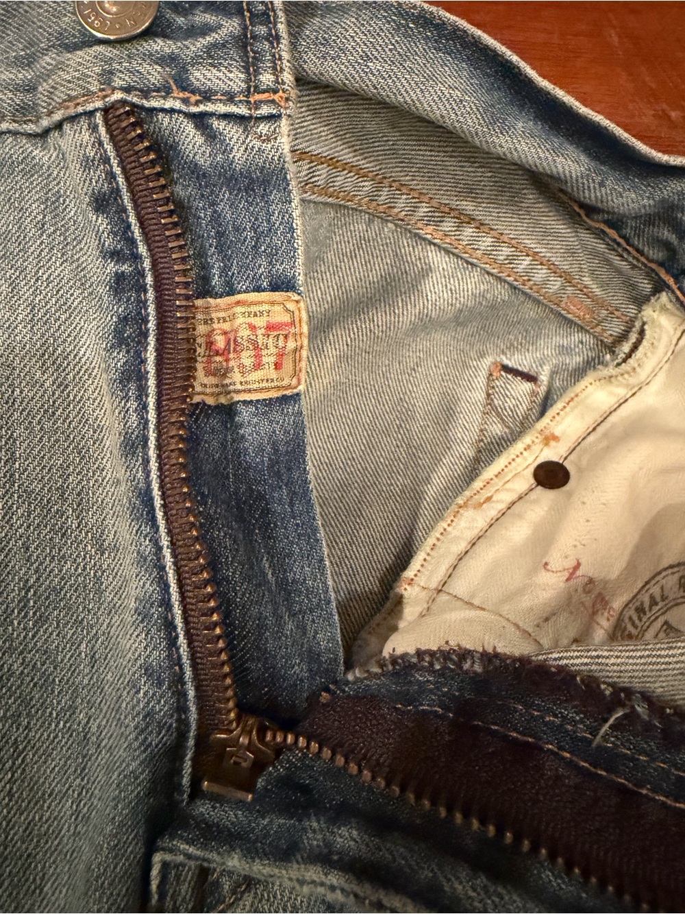 Polo Ralph Lauren 867 Jeans 32x32 Classic Straight Leg Distressed Light Wash - Picture 9 of 9